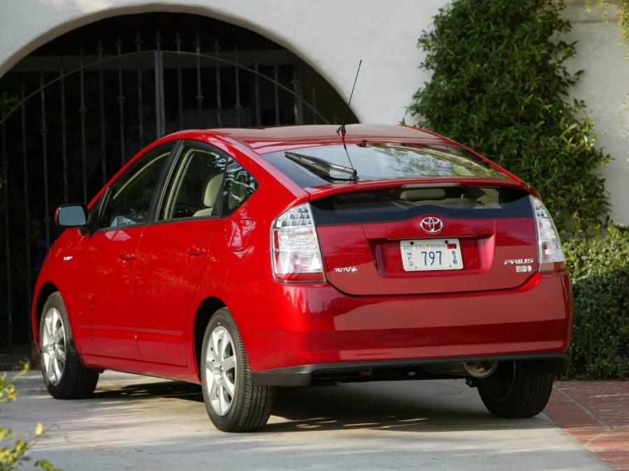  Toyota Prius 2003 года  (US) (фото 19 из 23)
